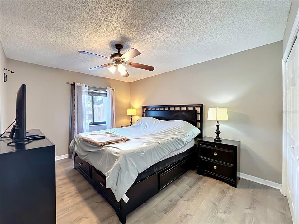 Activo con contrato: $169,999 (2 camas, 1 baños, 1020 Pies cuadrados)