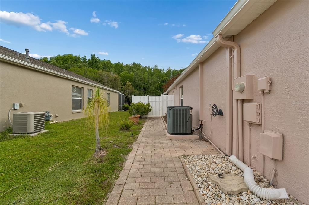 En Venta: $409,900 (3 camas, 2 baños, 1636 Pies cuadrados)