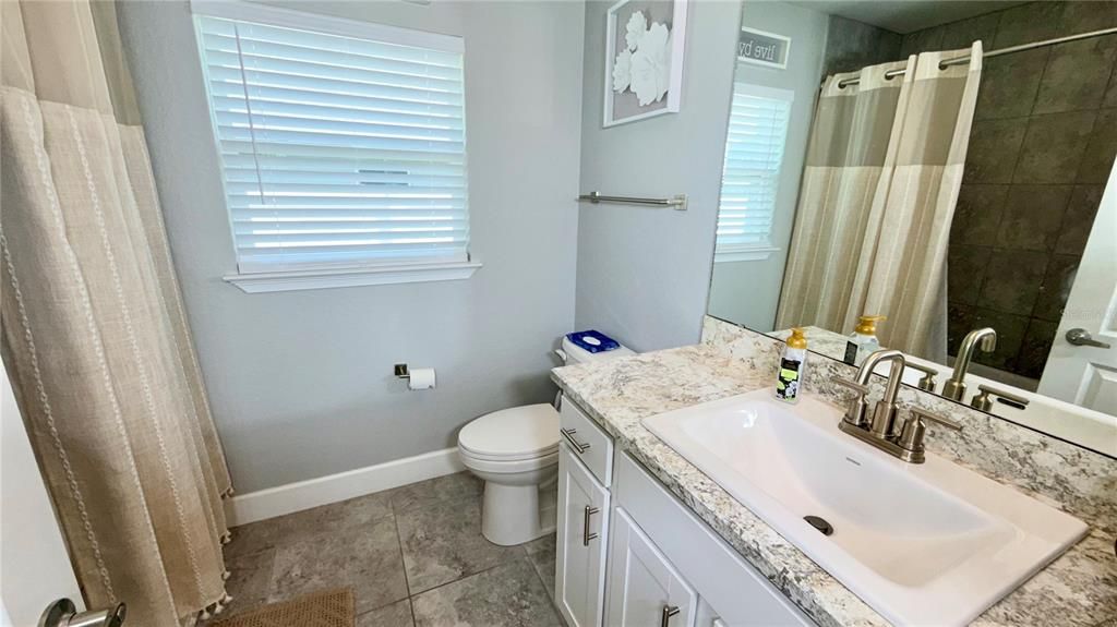 For Rent: $2,600 (4 beds, 2 baths, 2126 Square Feet)