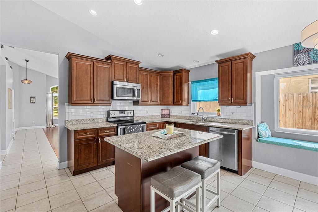 For Sale: $475,000 (4 beds, 2 baths, 2261 Square Feet)