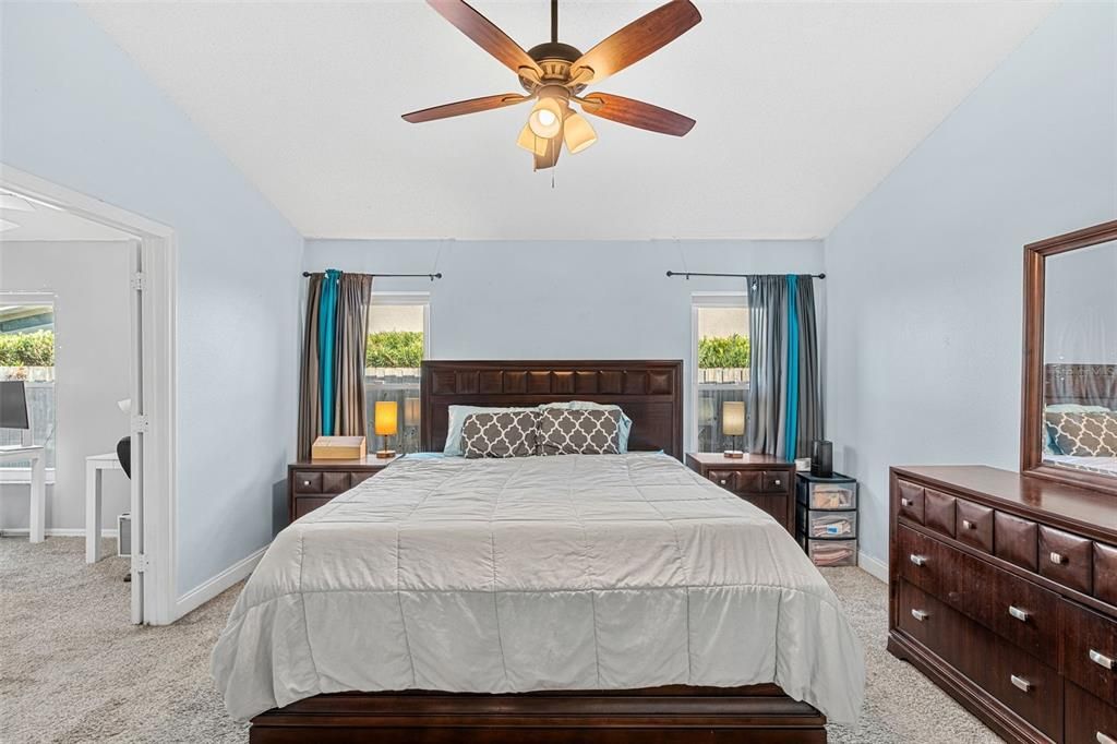 For Sale: $475,000 (4 beds, 2 baths, 2261 Square Feet)