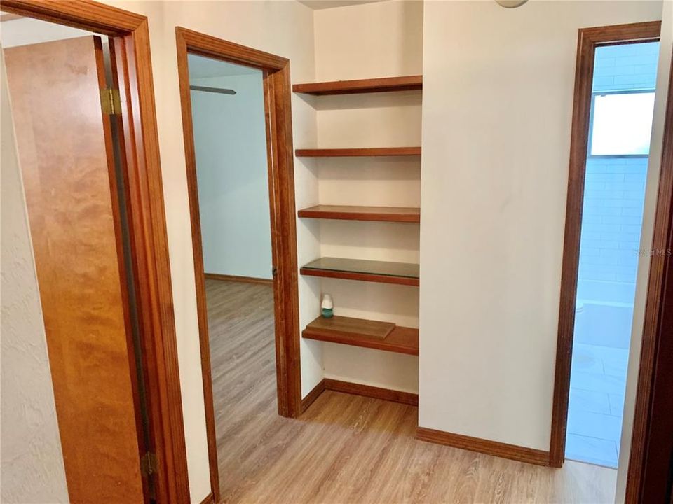 Под контрактом: $314,000 (3 спален, 2 ванн, 1530 Квадратных фут)