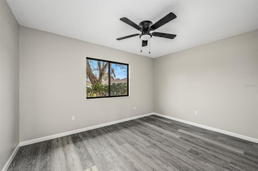 For Rent: $1,750 (2 beds, 1 baths, 904 Square Feet)