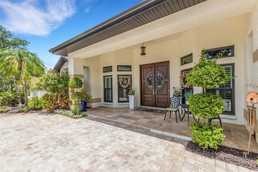 For Sale: $2,100,000 (4 beds, 3 baths, 3686 Square Feet)