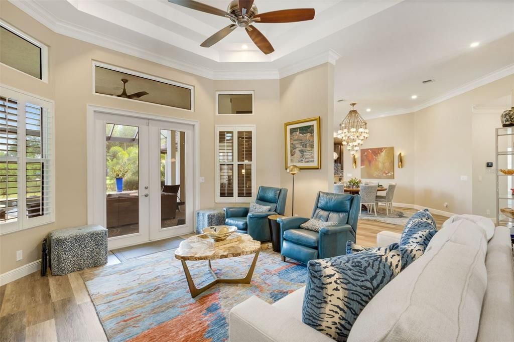 For Sale: $2,100,000 (4 beds, 3 baths, 3686 Square Feet)