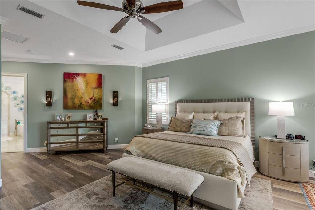 For Sale: $2,100,000 (4 beds, 3 baths, 3686 Square Feet)