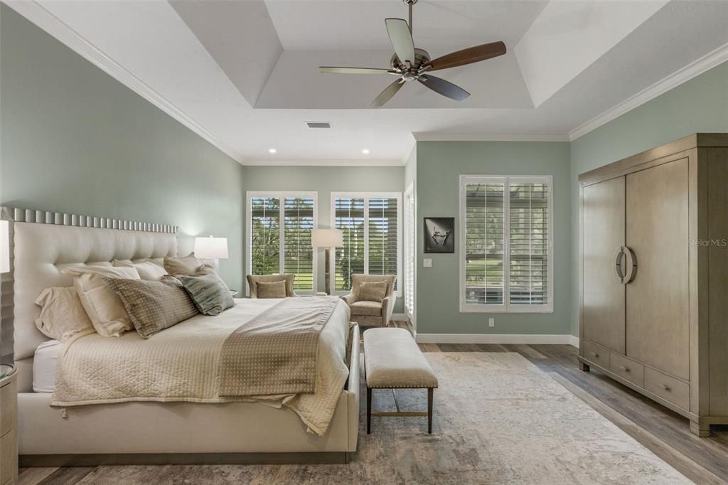 For Sale: $2,100,000 (4 beds, 3 baths, 3686 Square Feet)