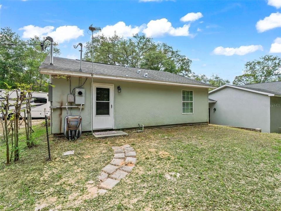 Activo con contrato: $494,900 (4 camas, 3 baños, 2930 Pies cuadrados)