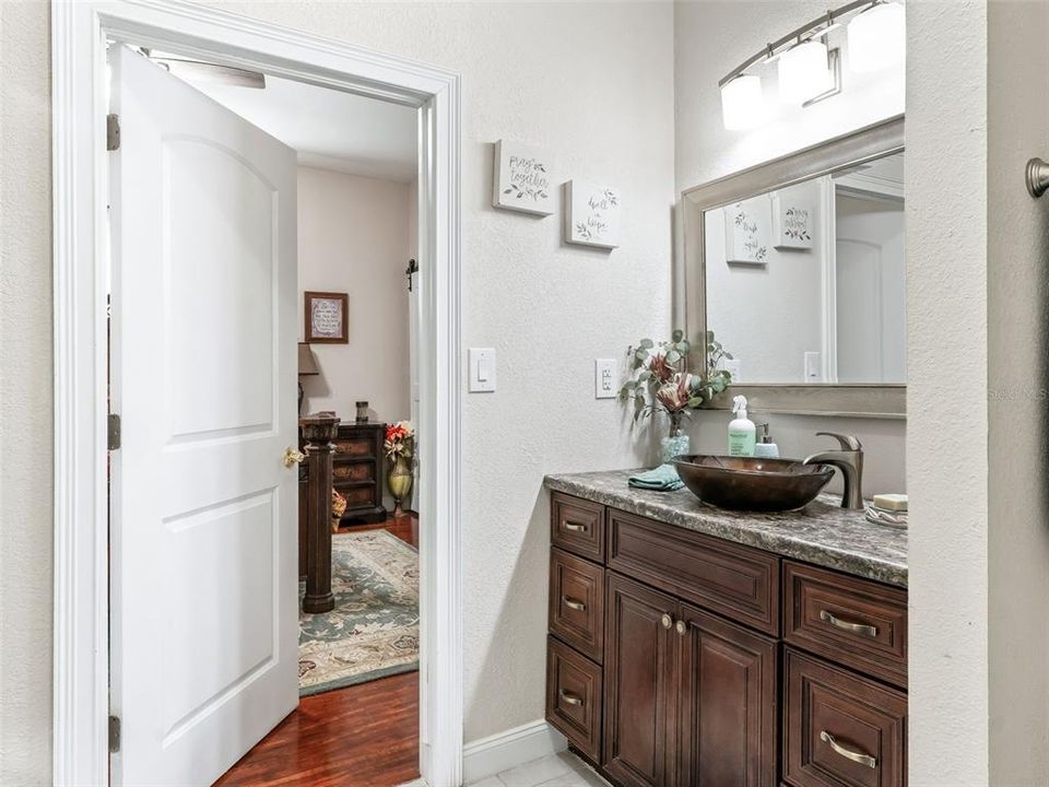 Activo con contrato: $494,900 (4 camas, 3 baños, 2930 Pies cuadrados)