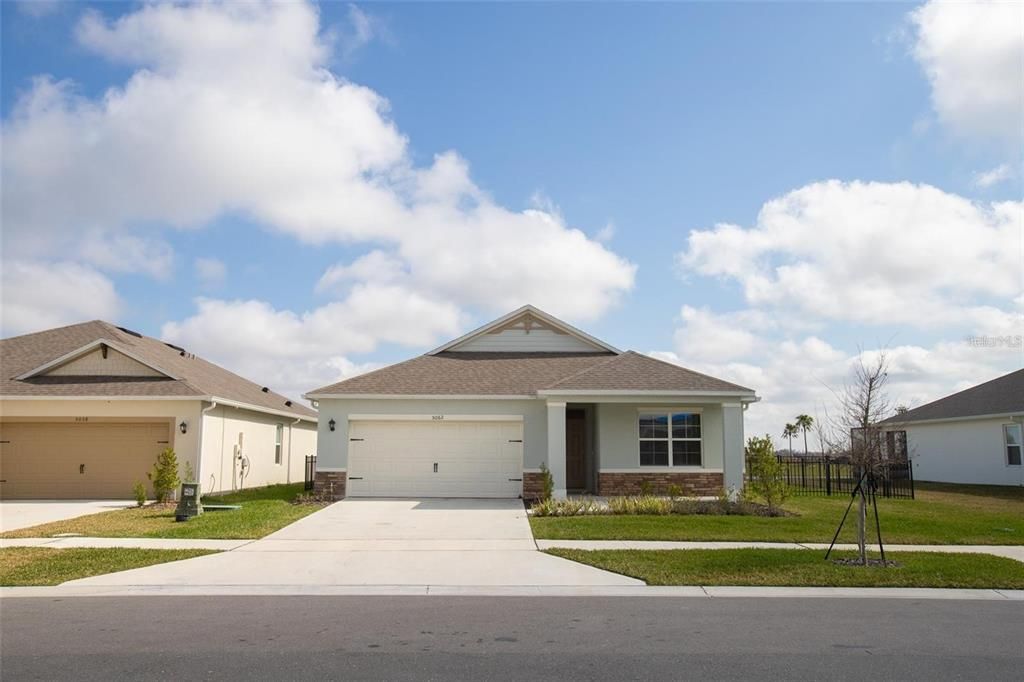 For Sale: $335,000 (3 beds, 2 baths, 1672 Square Feet)