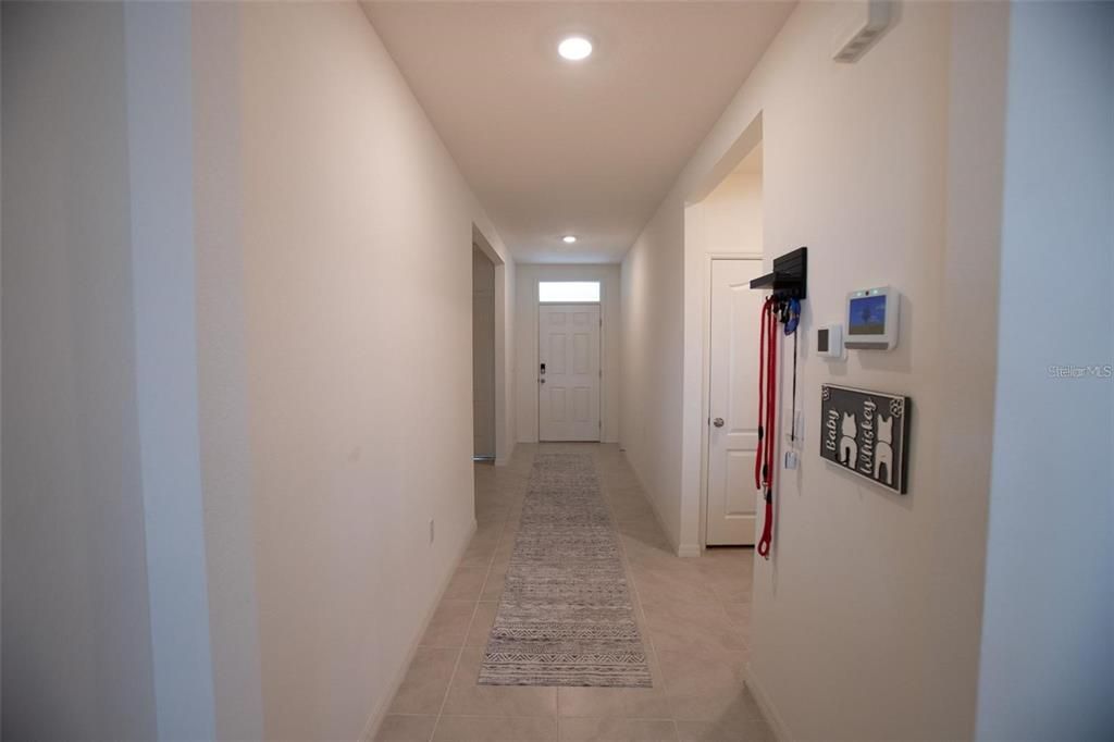 For Sale: $335,000 (3 beds, 2 baths, 1672 Square Feet)
