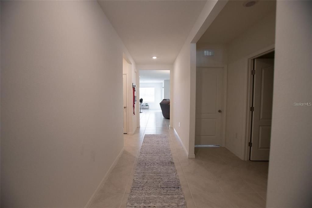 For Sale: $335,000 (3 beds, 2 baths, 1672 Square Feet)