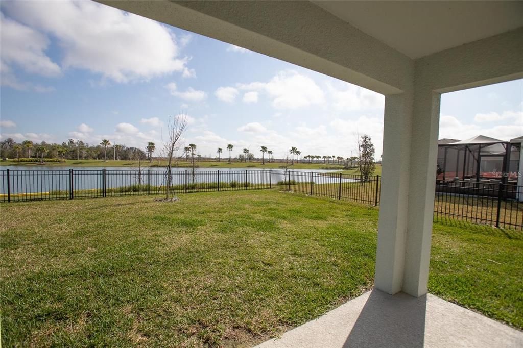 For Sale: $335,000 (3 beds, 2 baths, 1672 Square Feet)