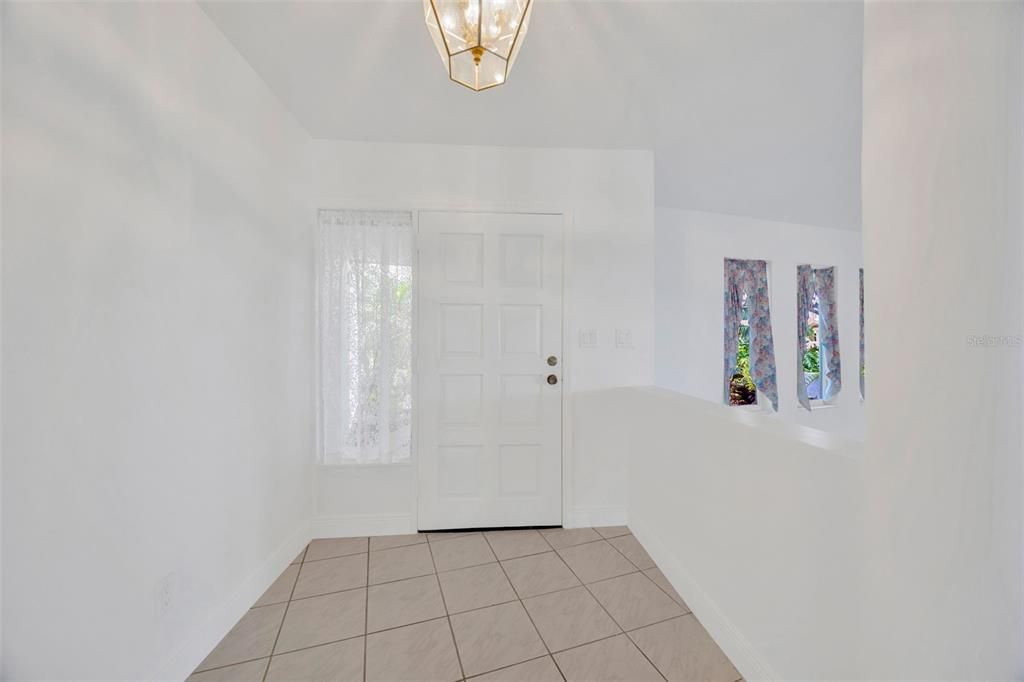 En Venta: $634,900 (3 camas, 2 baños, 2006 Pies cuadrados)