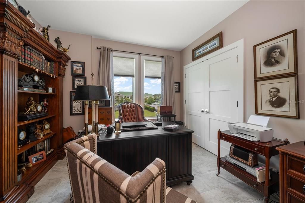 For Sale: $1,999,999 (3 beds, 2 baths, 2348 Square Feet)
