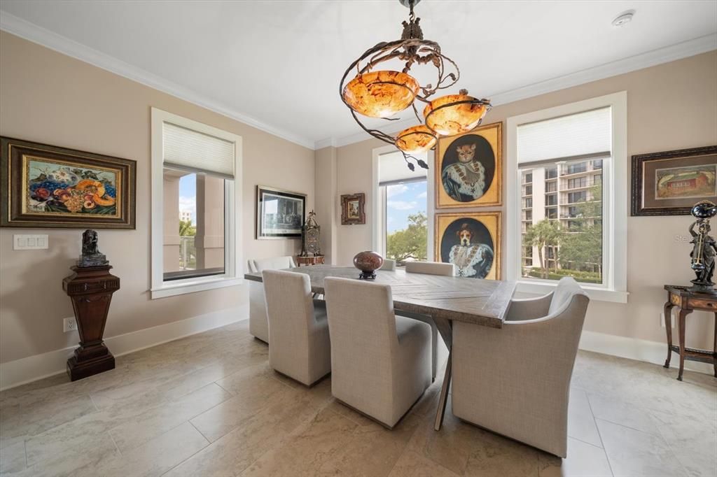 For Sale: $1,999,999 (3 beds, 2 baths, 2348 Square Feet)