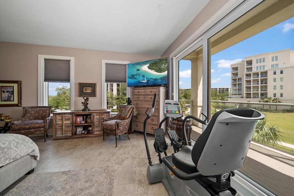 For Sale: $1,999,999 (3 beds, 2 baths, 2348 Square Feet)