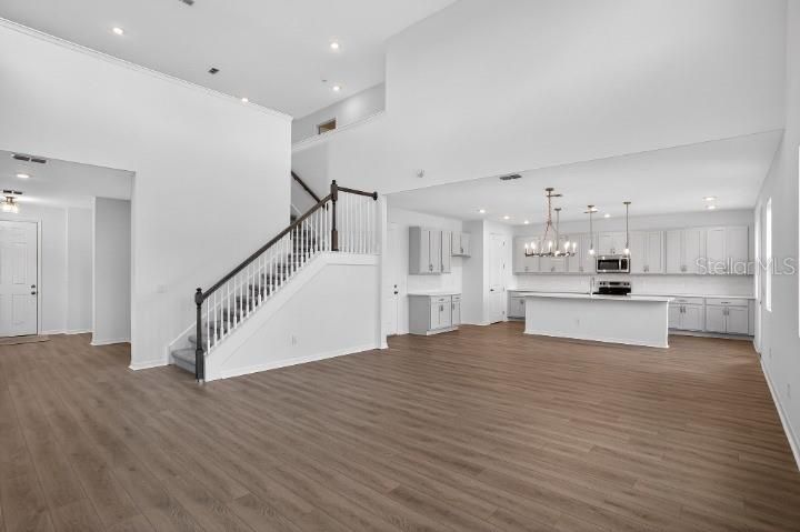 Active With Contract: $499,990 (4 beds, 3 baths, 2791 Square Feet)