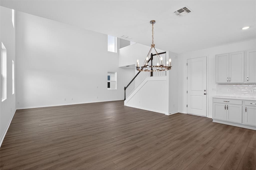 Active With Contract: $499,990 (4 beds, 3 baths, 2791 Square Feet)
