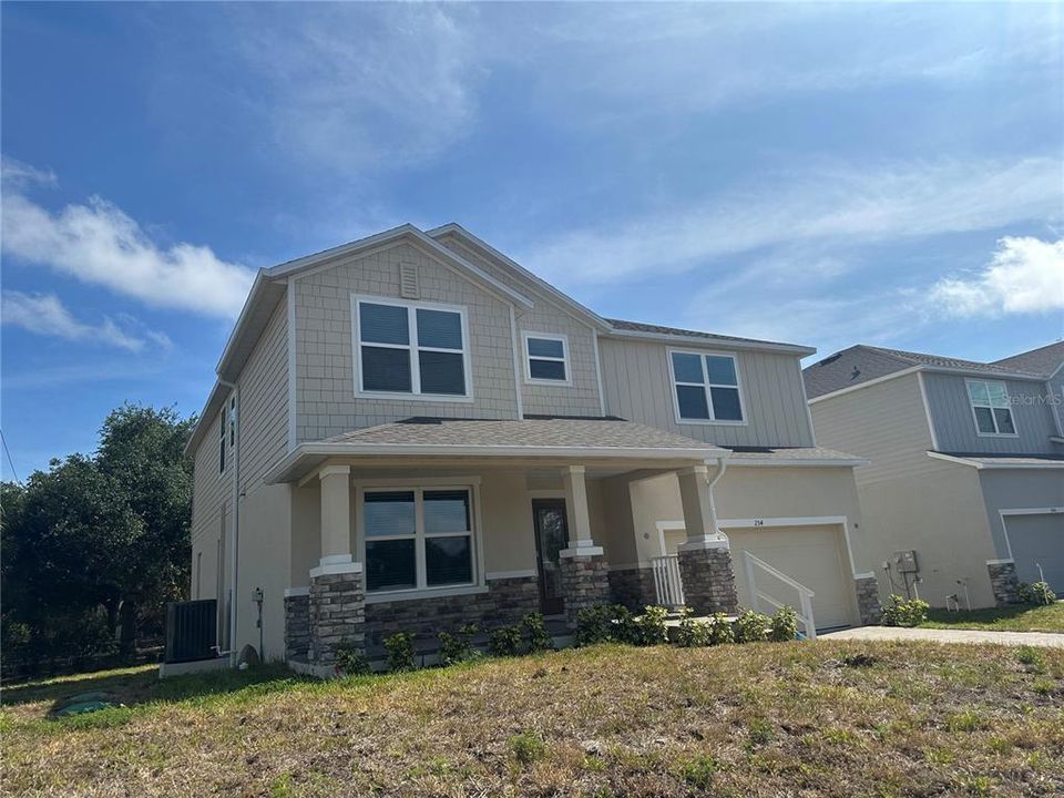 For Rent: $4,500 (5 beds, 4 baths, 3050 Square Feet)