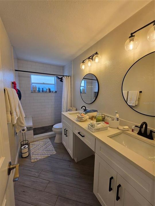 For Rent: $4,200 (4 beds, 3 baths, 2522 Square Feet)