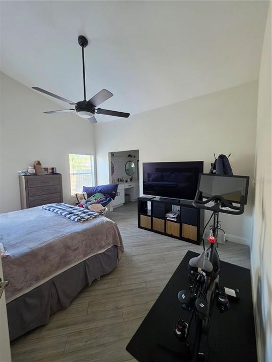 For Rent: $4,200 (4 beds, 3 baths, 2522 Square Feet)