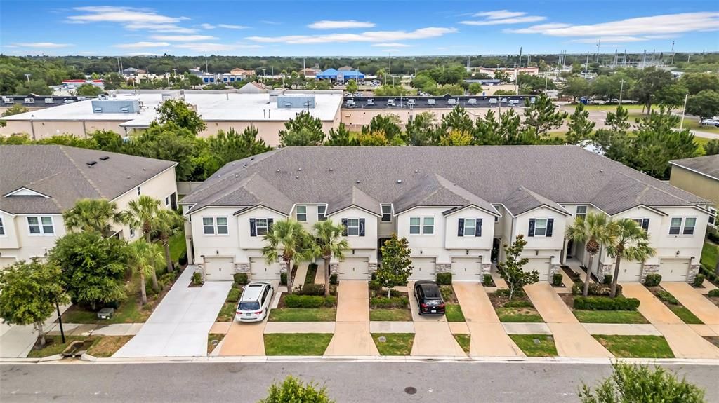 Active With Contract: $286,000 (3 beds, 2 baths, 1716 Square Feet)