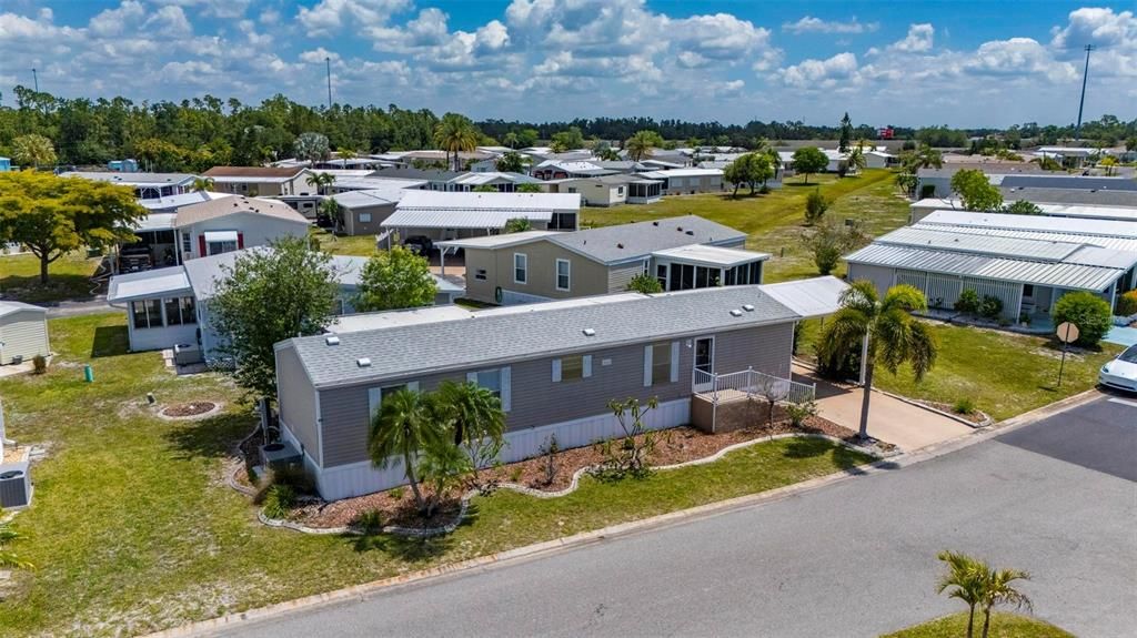 En Venta: $160,000 (2 camas, 2 baños, 896 Pies cuadrados)