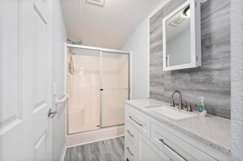 En Venta: $160,000 (2 camas, 2 baños, 896 Pies cuadrados)