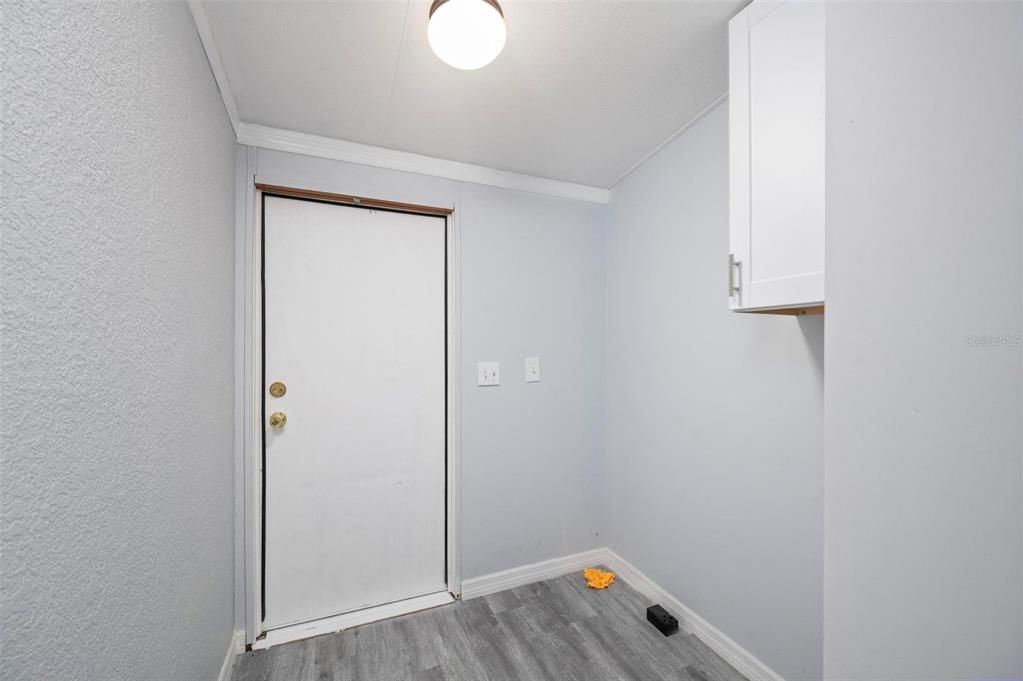 En Venta: $160,000 (2 camas, 2 baños, 896 Pies cuadrados)