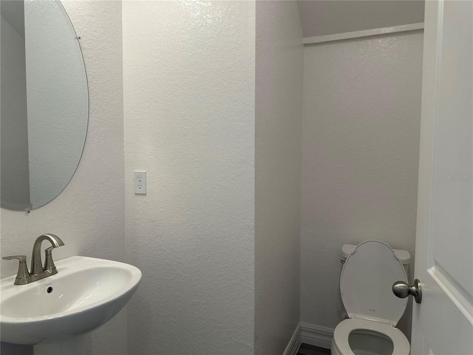 For Rent: $4,500 (5 beds, 4 baths, 3050 Square Feet)