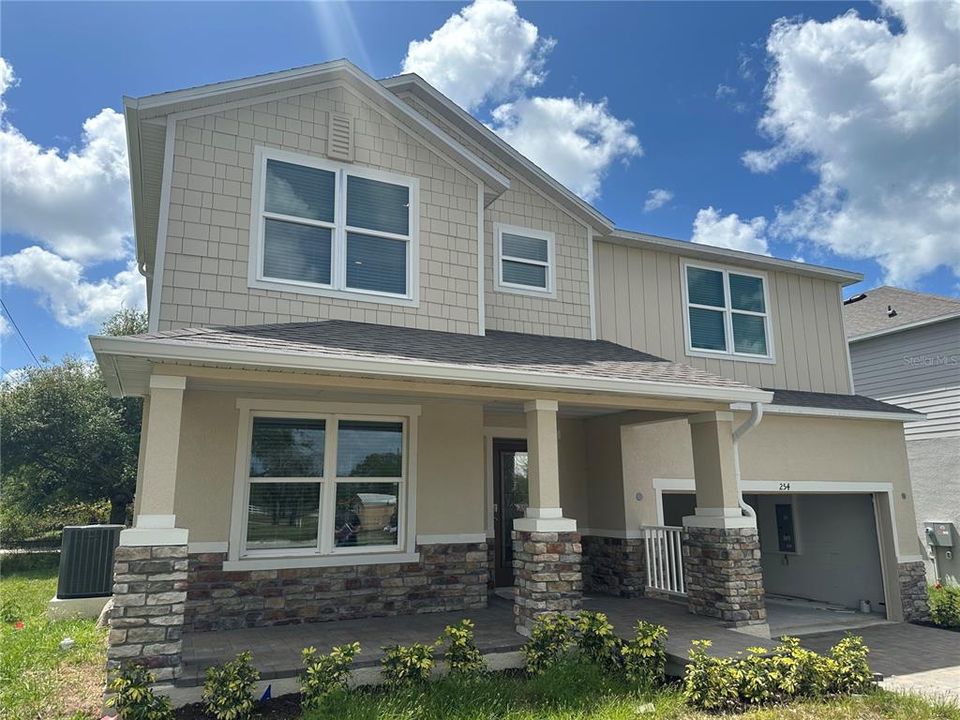 For Rent: $4,500 (5 beds, 4 baths, 3050 Square Feet)