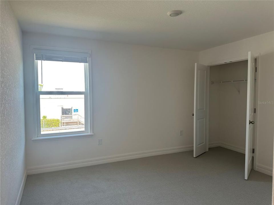 For Rent: $4,500 (5 beds, 4 baths, 3050 Square Feet)