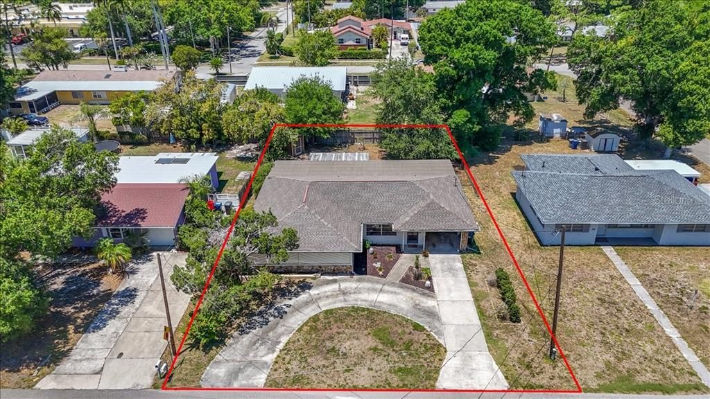 Activo con contrato: $350,000 (3 camas, 3 baños, 2035 Pies cuadrados)