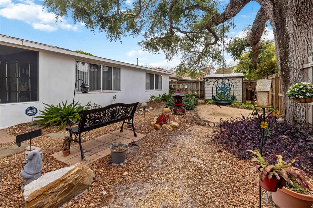 For Sale: $380,000 (3 beds, 2 baths, 1716 Square Feet)