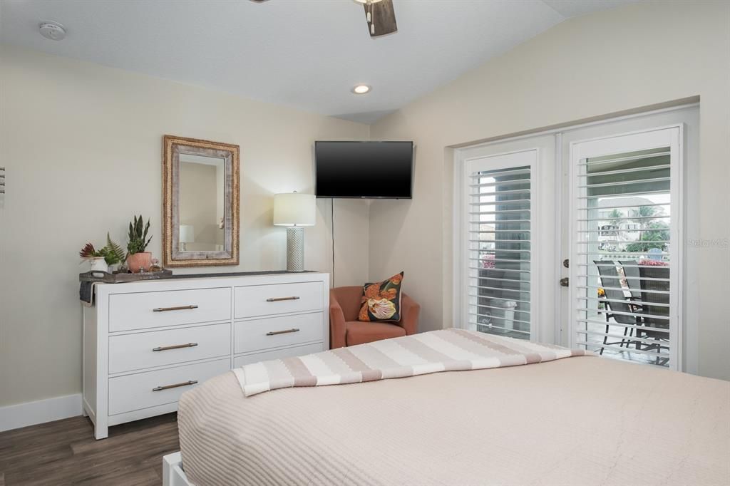 For Rent: $7,900 (3 beds, 2 baths, 1876 Square Feet)