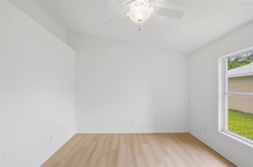 For Sale: $340,000 (3 beds, 2 baths, 1170 Square Feet)