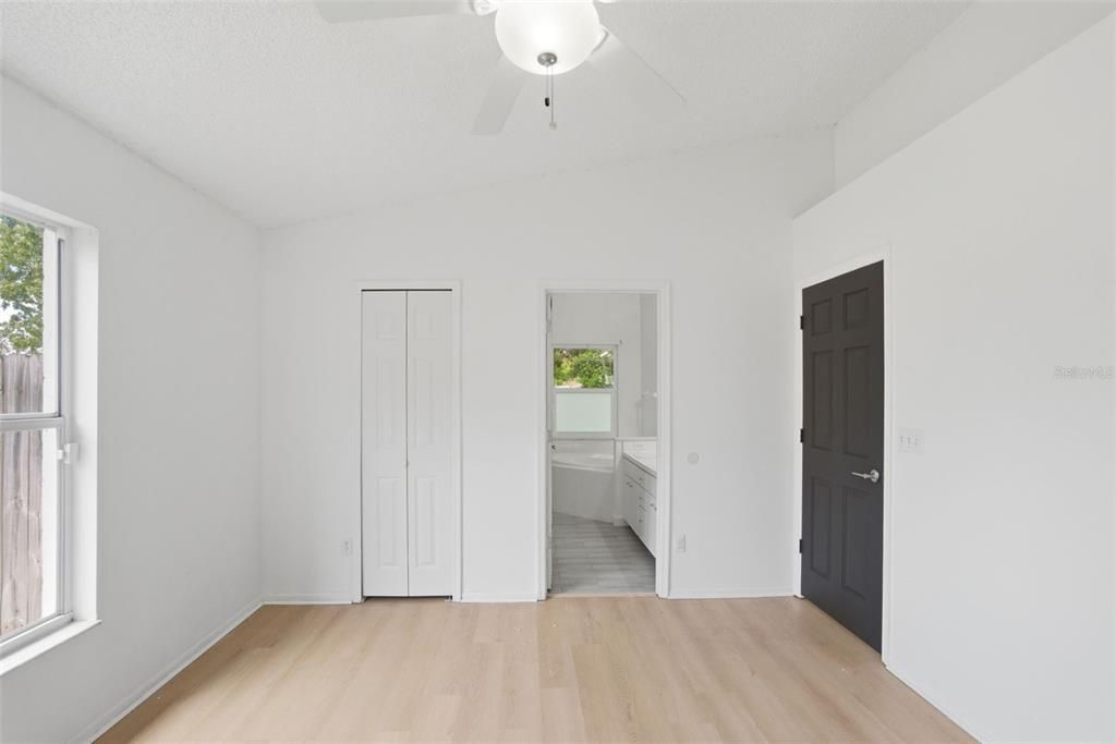 For Sale: $340,000 (3 beds, 2 baths, 1170 Square Feet)