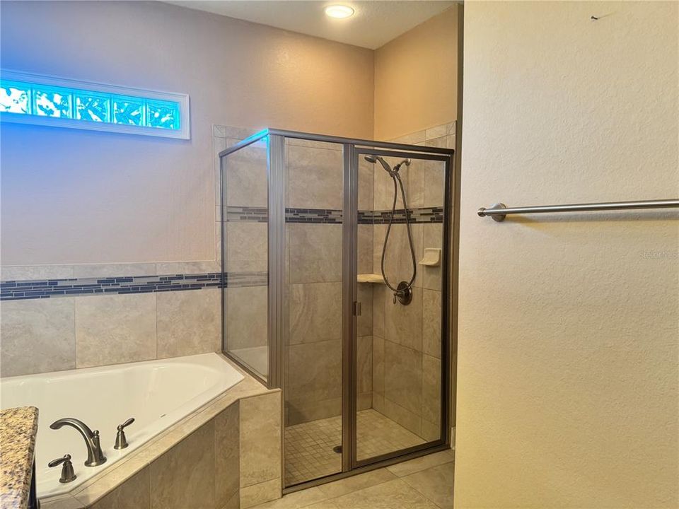 En Venta: $279,900 (3 camas, 2 baños, 1650 Pies cuadrados)