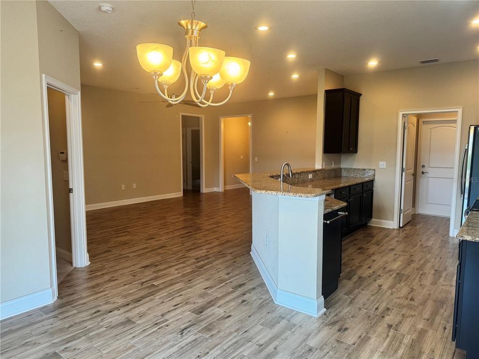 En Venta: $279,900 (3 camas, 2 baños, 1650 Pies cuadrados)
