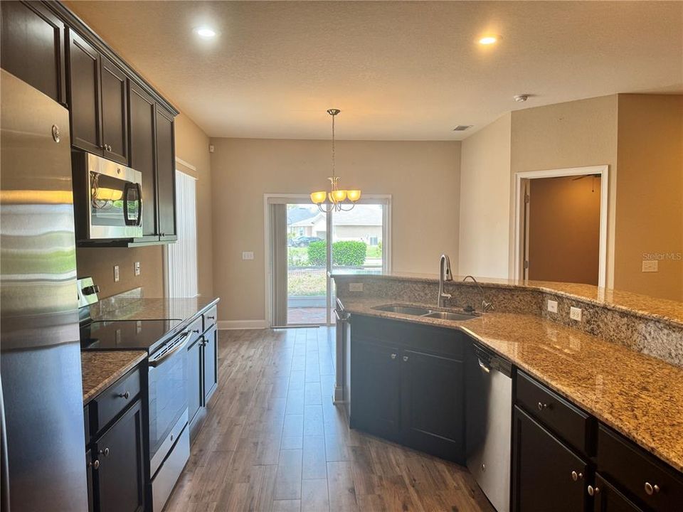 En Venta: $279,900 (3 camas, 2 baños, 1650 Pies cuadrados)