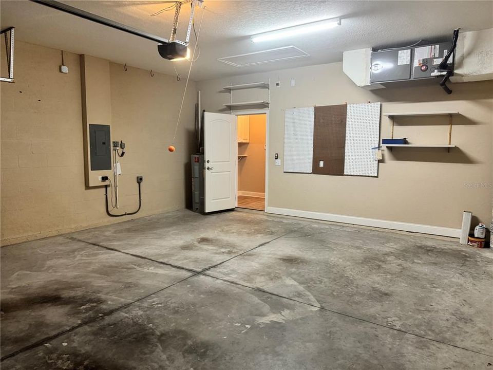 En Venta: $279,900 (3 camas, 2 baños, 1650 Pies cuadrados)