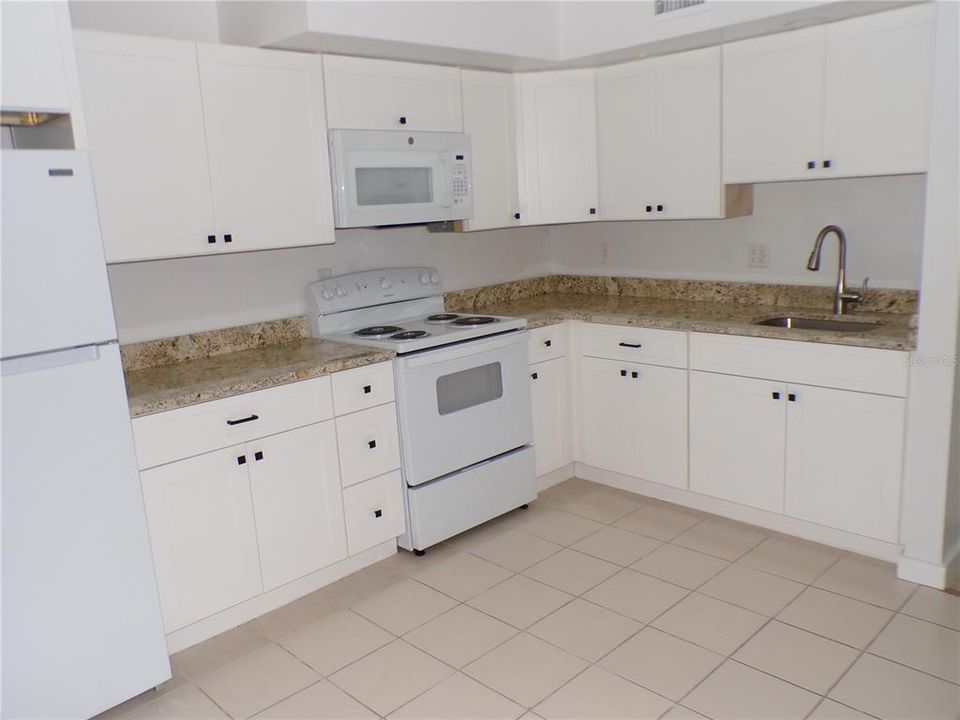 В аренду: $1,500 (1 спален, 1 ванн, 471 Квадратных фут)