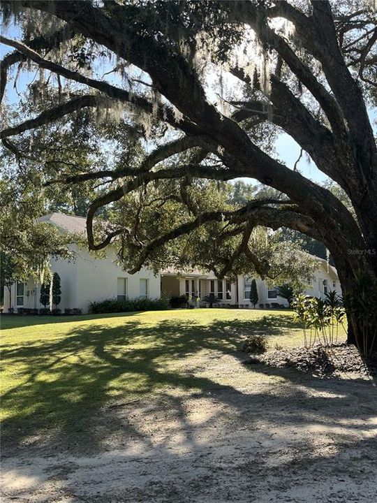En Venta: $624,999 (4 camas, 3 baños, 2500 Pies cuadrados)
