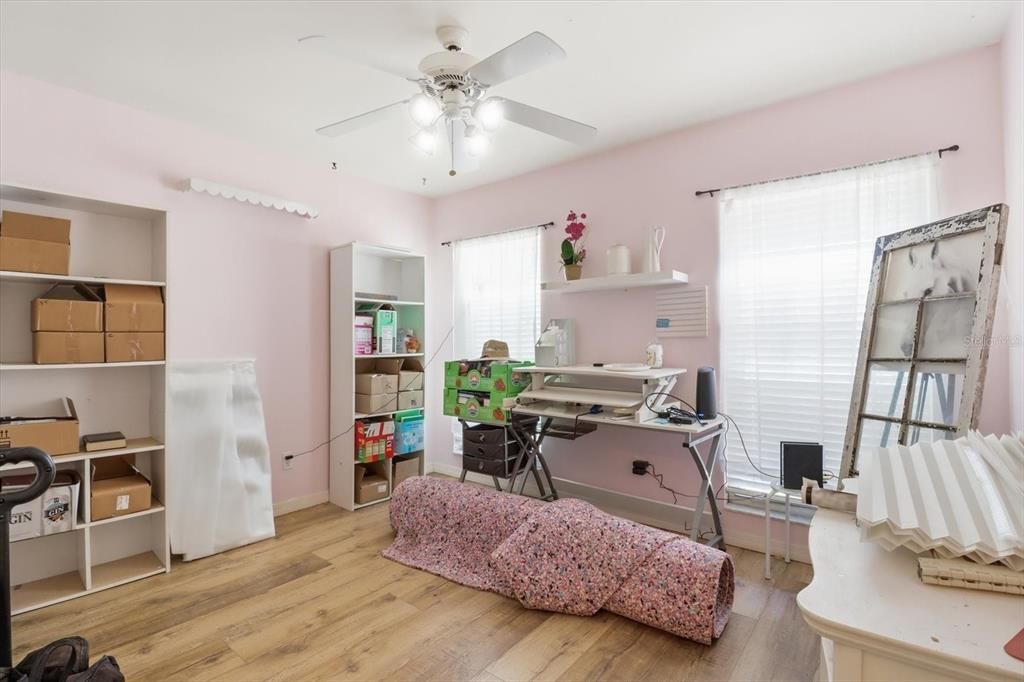 En Venta: $624,999 (4 camas, 3 baños, 2500 Pies cuadrados)