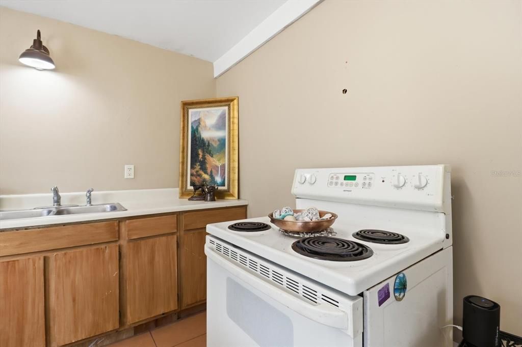 En Venta: $624,999 (4 camas, 3 baños, 2500 Pies cuadrados)
