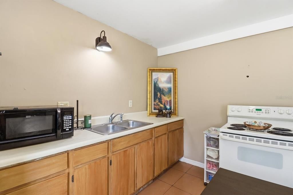 En Venta: $624,999 (4 camas, 3 baños, 2500 Pies cuadrados)