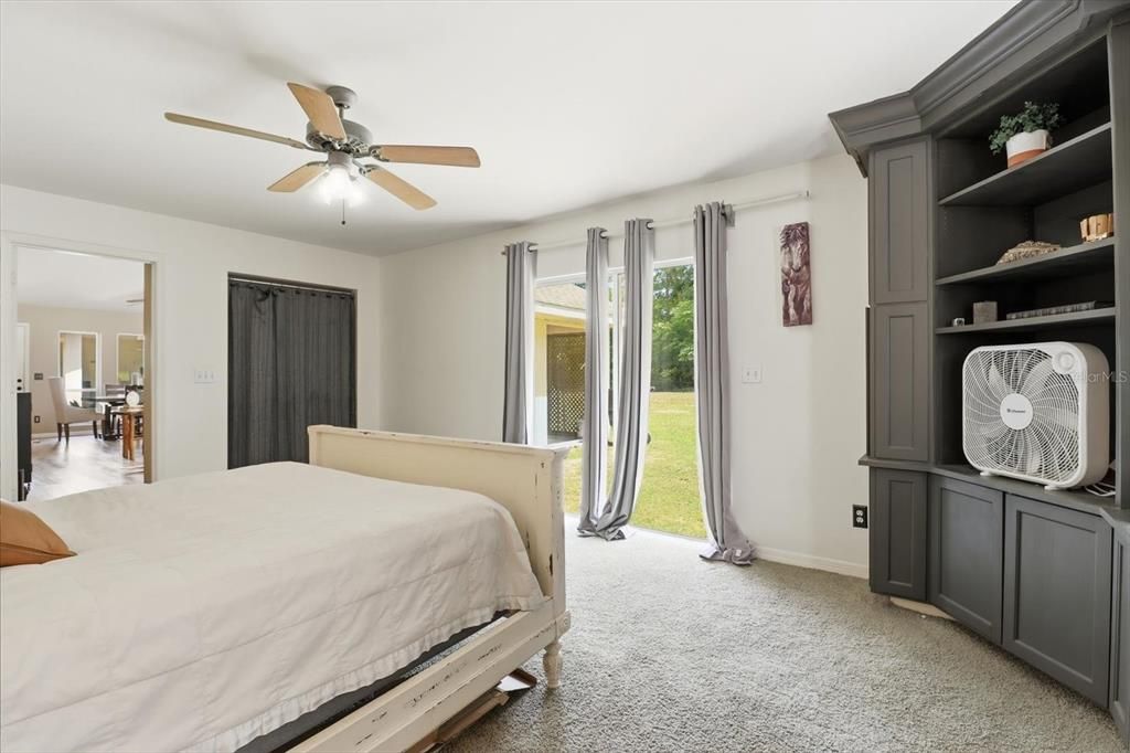 En Venta: $624,999 (4 camas, 3 baños, 2500 Pies cuadrados)
