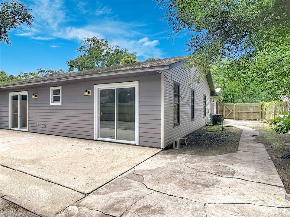 En Venta: $215,000 (2 camas, 2 baños, 1232 Pies cuadrados)