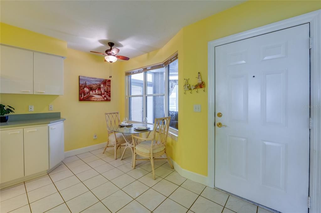 For Sale: $425,000 (2 beds, 2 baths, 1500 Square Feet)